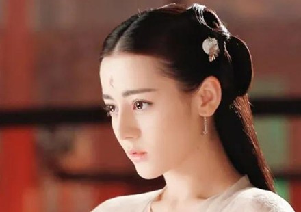 古装神话剧《天狐小泥》杨紫、迪丽热巴、赵露思呼声最高